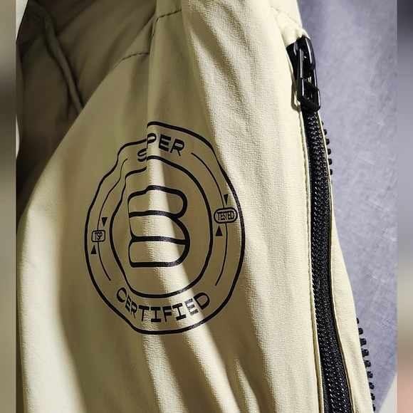 The Super Puff Long Jacket - 2XS - SAGE - Aritzia/TNA - Picture 13 of 17